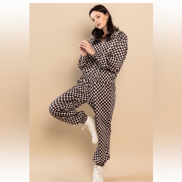 ShopEvelynne Pants - Fabulous Checkerboard Hoodie Top and Jogger Pants Set
